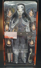 Load image into Gallery viewer, HALLOWEEN MICHAEL MYERS DELUXE 1/6 SCALE FIGURE
