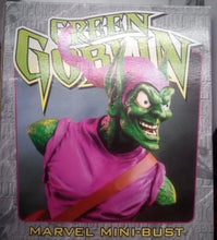 Load image into Gallery viewer, GREEN GOBLIN CLASSIC COMIC BOOK MINI BUST (BOWEN DESIGNS)
